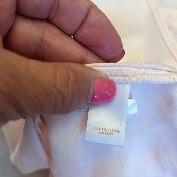 LC Lauren Conrad pale pink ruffle V tank top Size XXL New - Picture 10 of 11